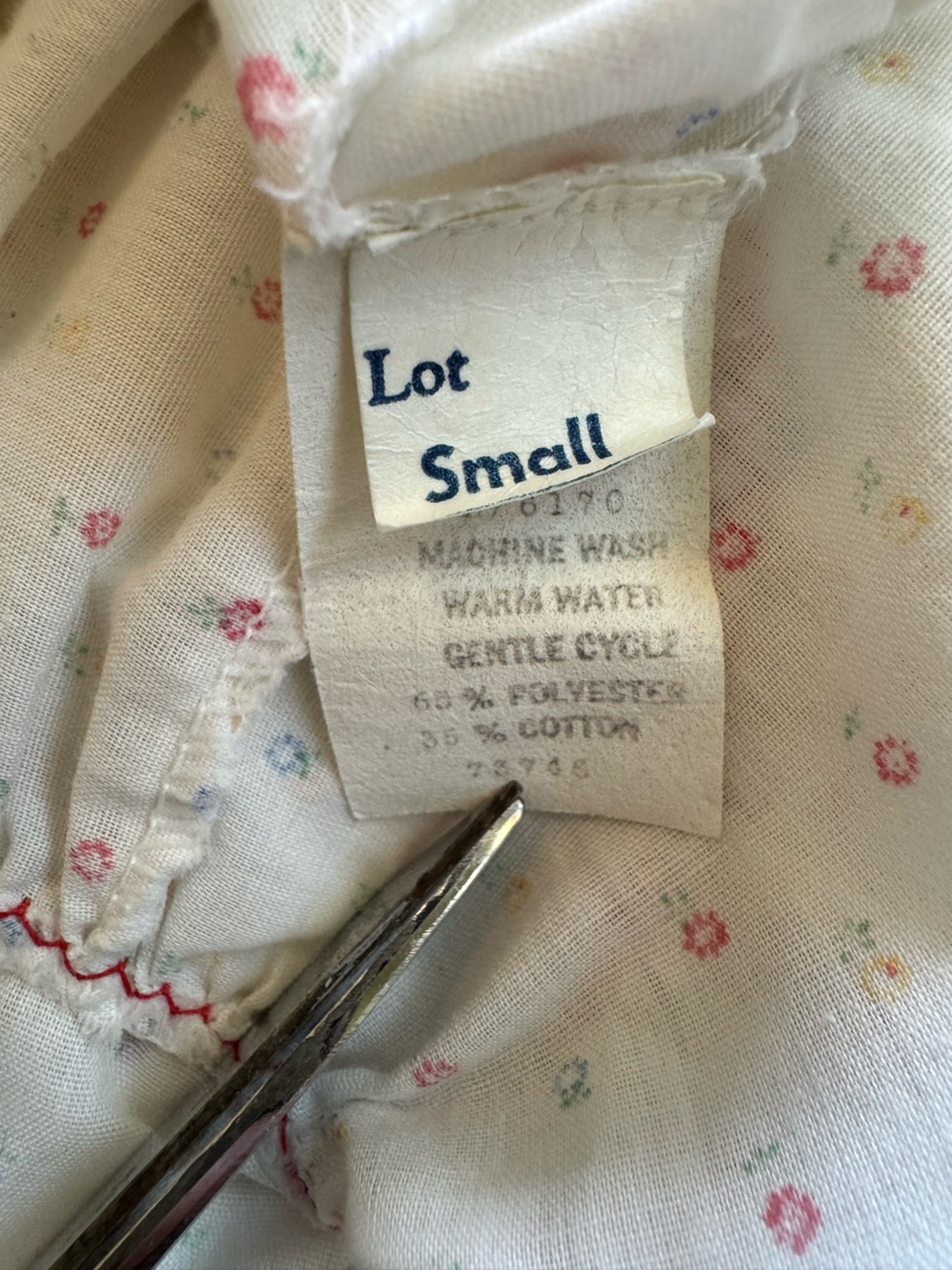 VTG Embroidered Nightgown - Picture 9 of 9